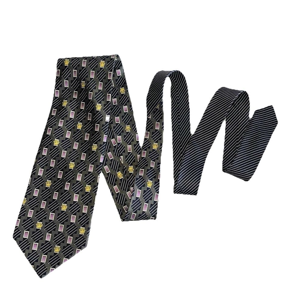 Vintage Gianni Versace Medusa Mens Tie Necktie 100% Silk Art Deco Made Italy